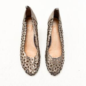 Jeffrey Campbell Laser Cut Metallic Pewter Round Toe Wedges Size 10